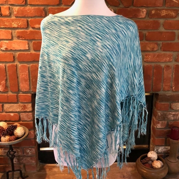 Southwestern Blue White Fringe PONCHO Cape Shawl - Picture 6 of 6